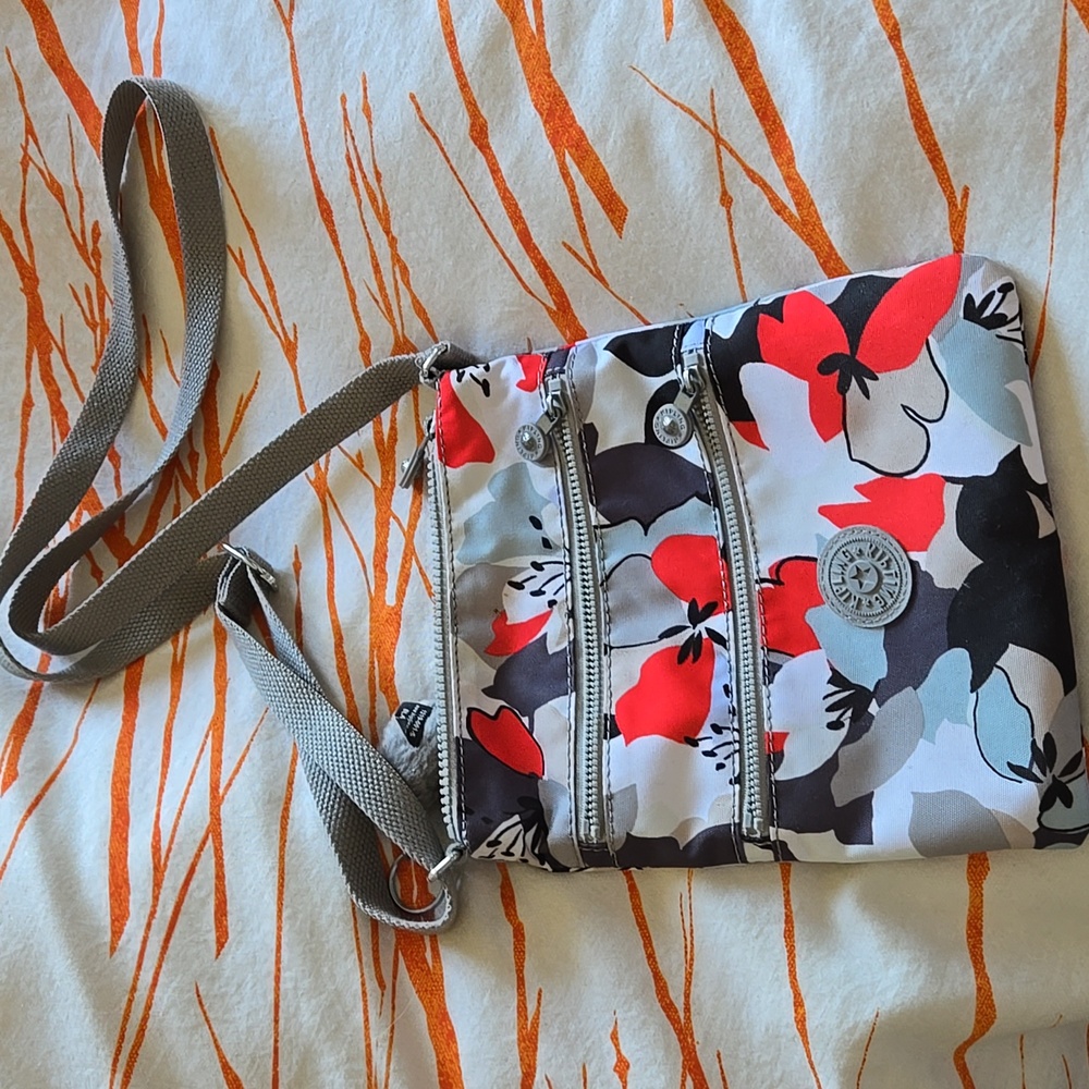 Kipling Crossbody